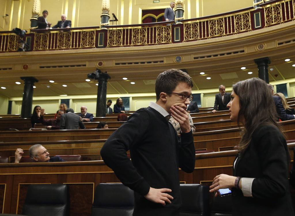 CONSTITUCIÓN CORTES