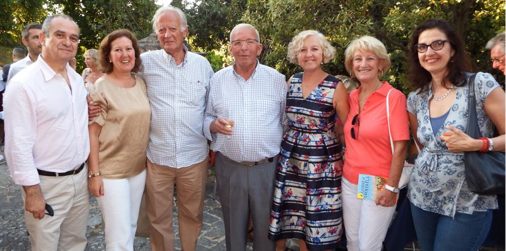 Anna Nicholas presenta "A chorus of Cockerels" en Sóller