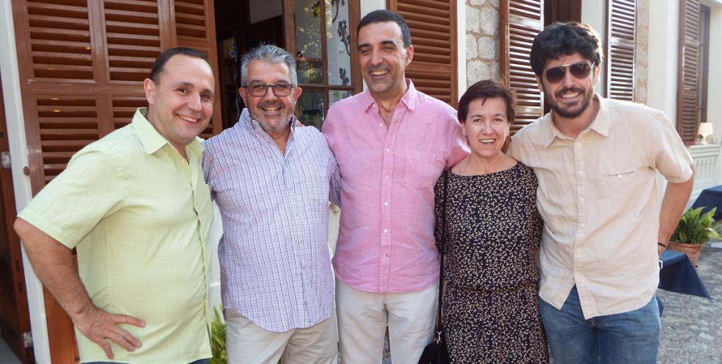 Anna Nicholas presenta "A chorus of Cockerels" en Sóller