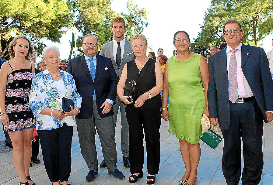 Recepción ofrecida por los Reyes