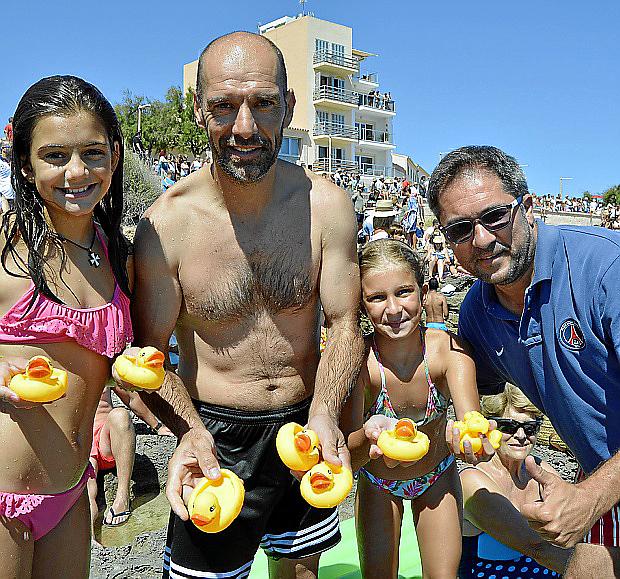 Patos a la mar en Can Picafort