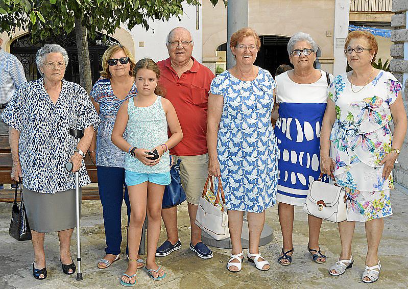Consell conmemora el 10º aniversario de sus 'caparrots'