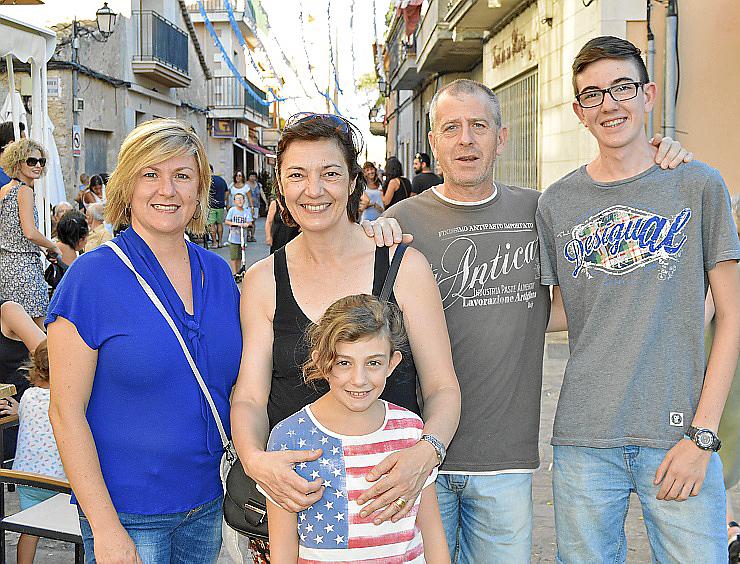 Consell conmemora el 10º aniversario de sus 'caparrots'