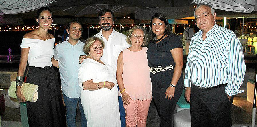 Cóctel solidario a beneficio de Ayuda al Chad