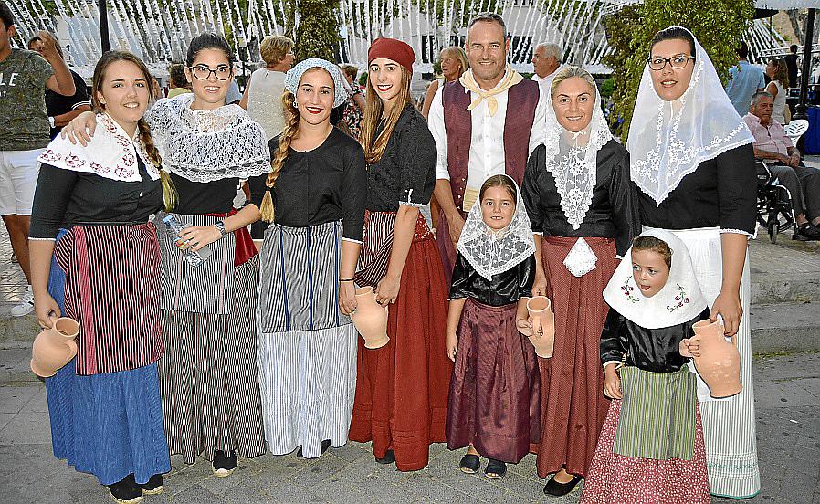 'Sa Processó' llena las calles de Santa Margalida