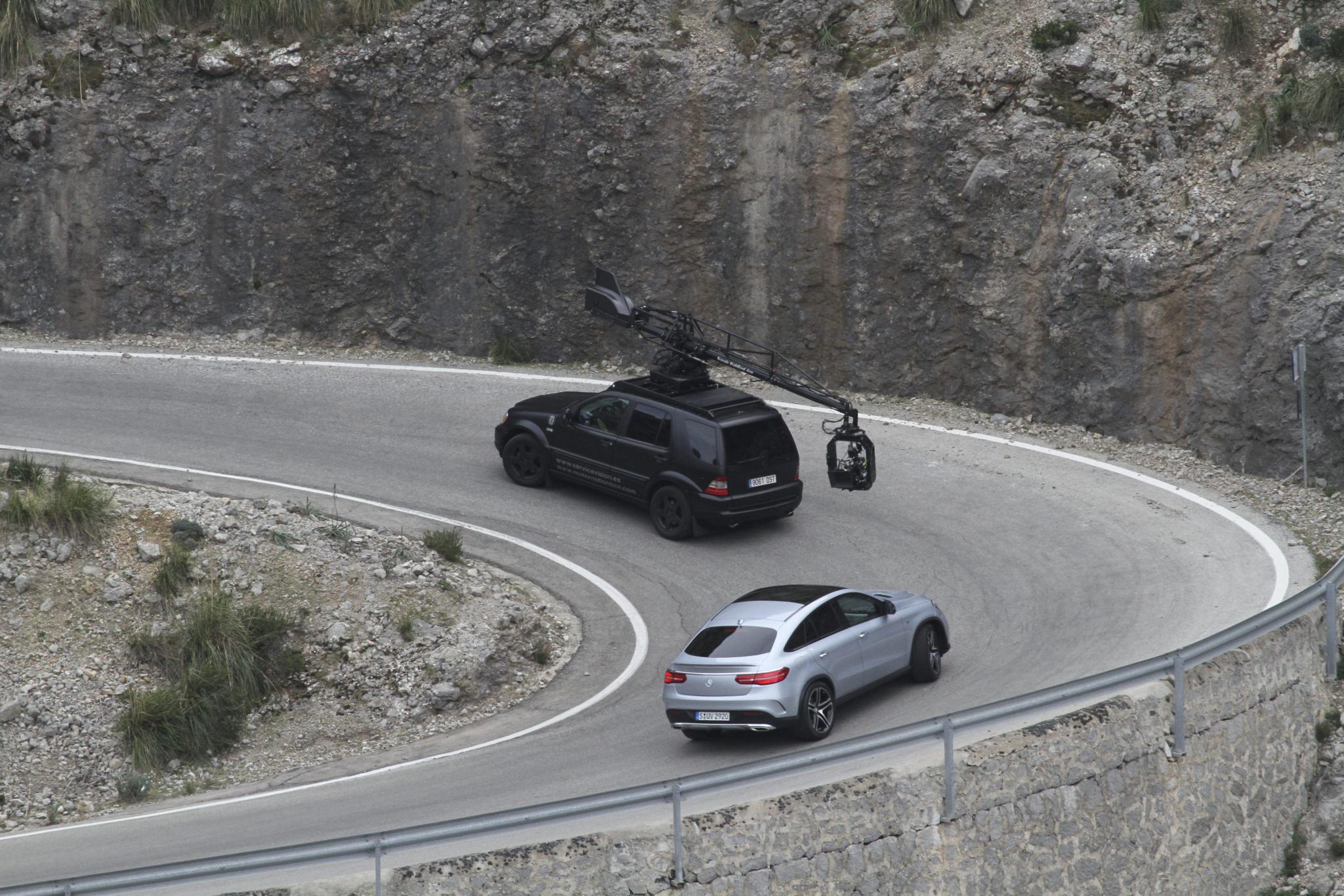 El piloto britÃ¡nico Lewis Hamilton rodÃ³ el anuncio de un nuevo modelo de Mercedes en sa Calobra.