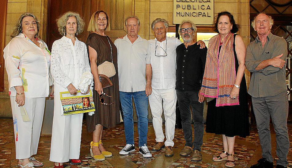 Antònia Maria Perelló, Dolores Martínez- Etchevarría,        Águeda Ropero, Luis Fuster,            Amador Magraner, Pep Llambías, Pilar Ribal y Ñaco Fabré.