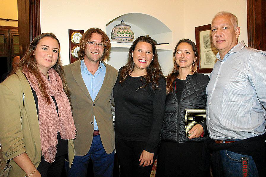Cóctel solidario en el Círculo Mallorquín