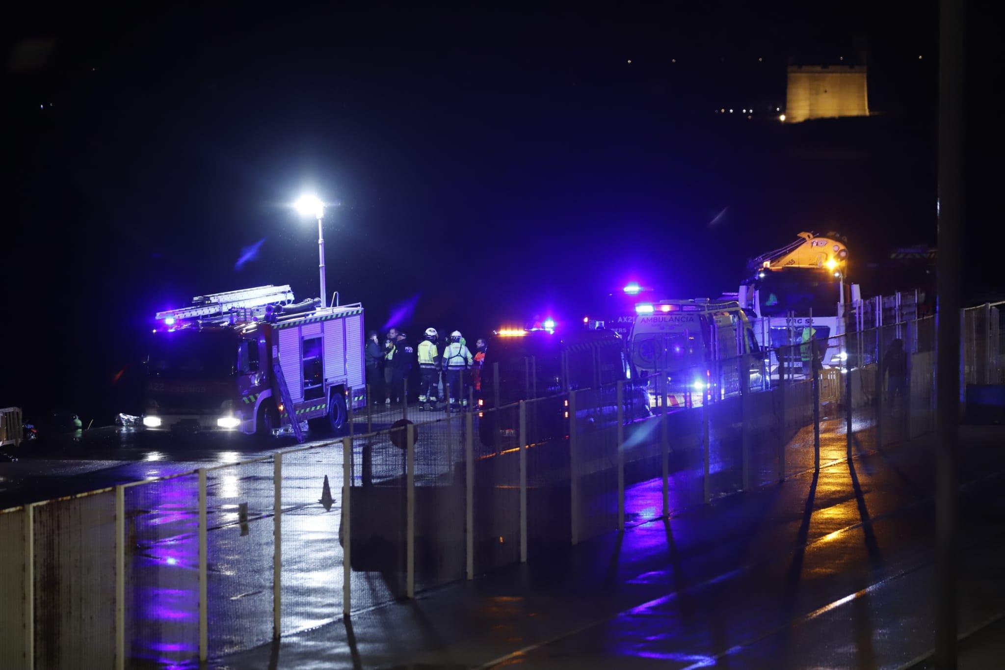 SAMU 061의 소방관과 구급차도 개입에 참여했습니다.