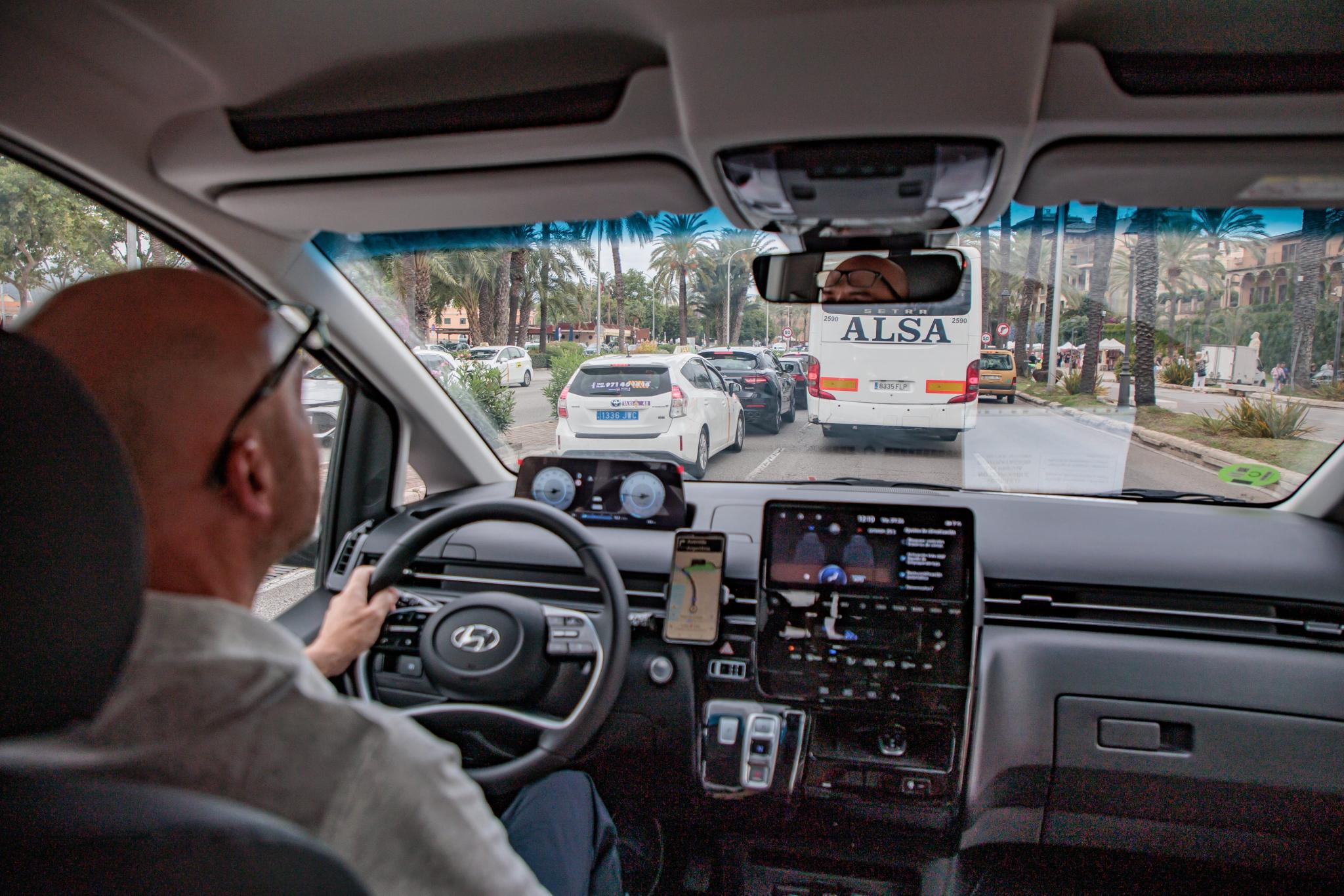 Bolt y Cabify meten la cabeza en Baleares