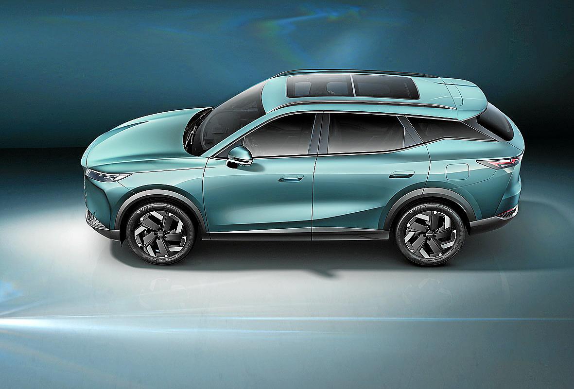 El Omoda 7 SHS llega a España