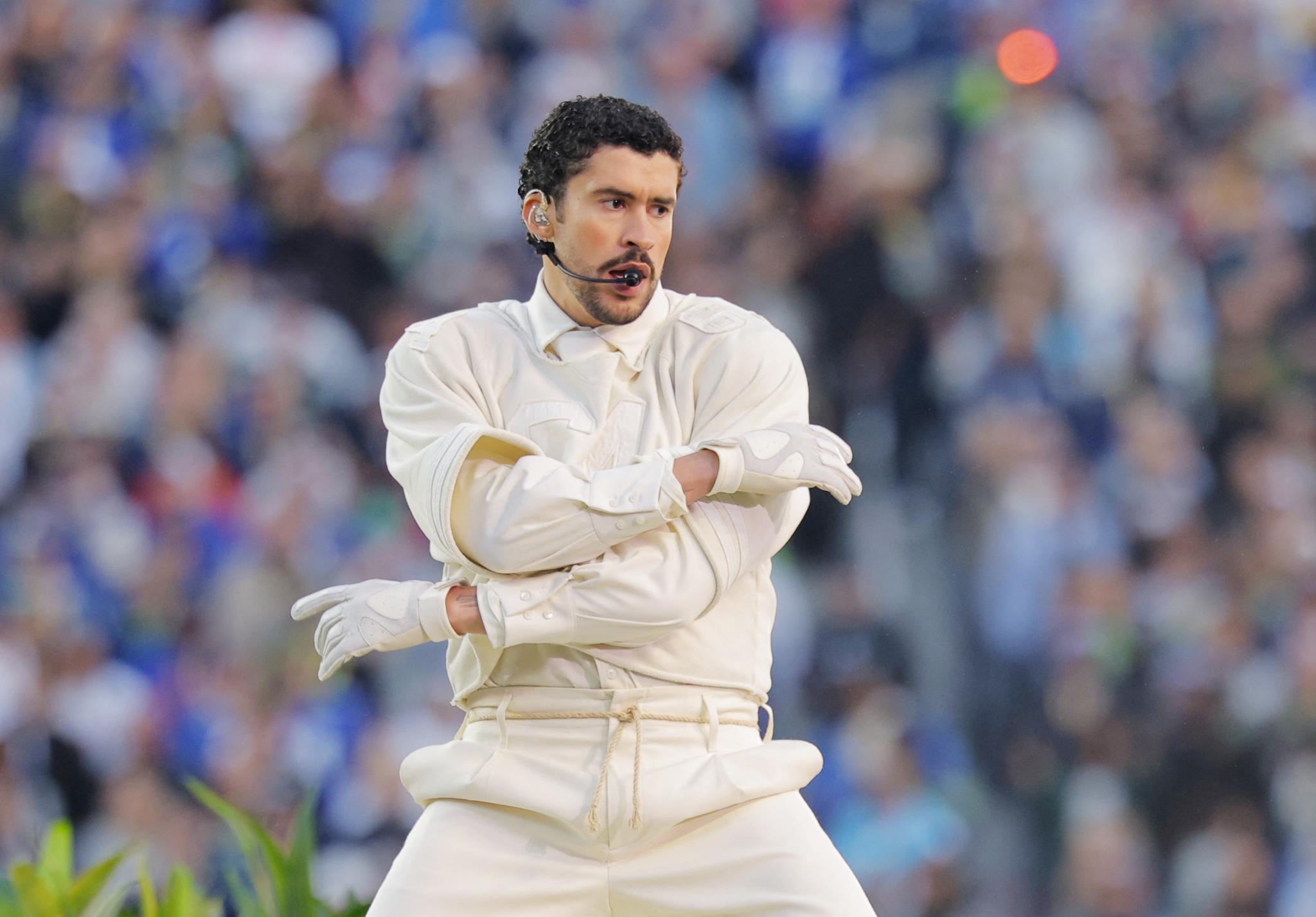 De prenda exclusiva a fenómeno especulativo: la camiseta de Bad Bunny de Zara ya se revende por 30.000 euros