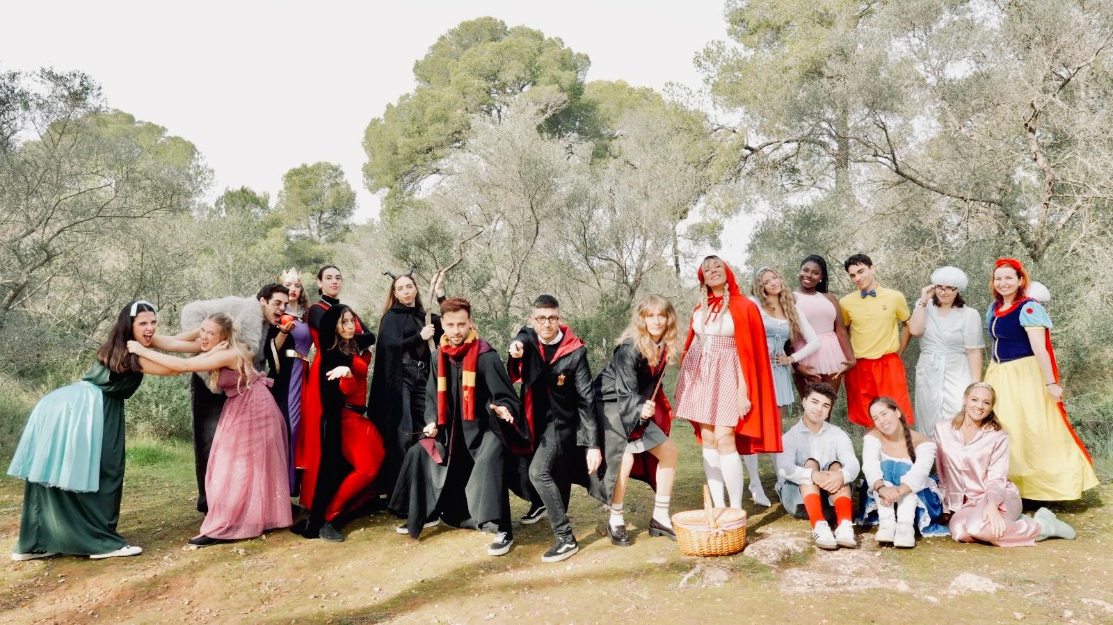 The Royal Factory regresa con un espectáculo lleno de magia | Son Espases responde