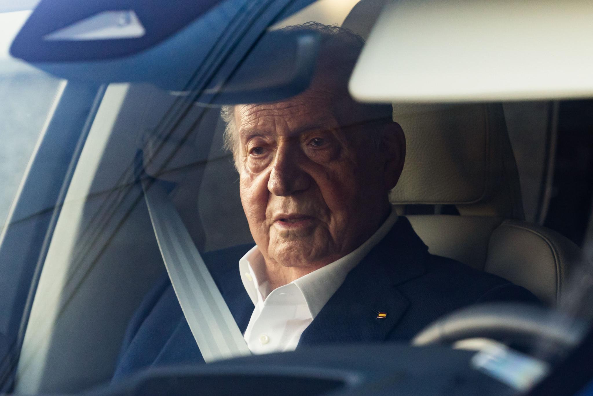 El rey Juan Carlos se pronuncia sobre su estado de salud: «Hago ejercicio todos los días»