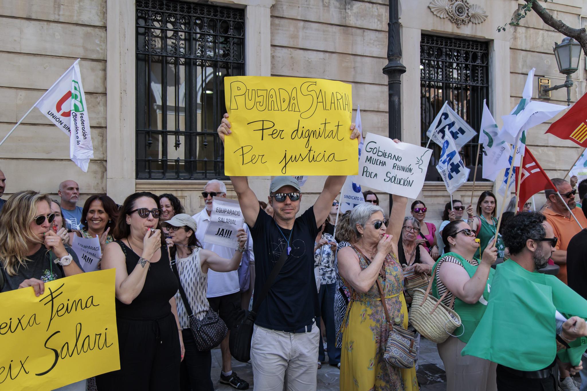 Los trabajadores de S'Estel se movilizan para cobrar el complemento de penosidad y peligrosidad