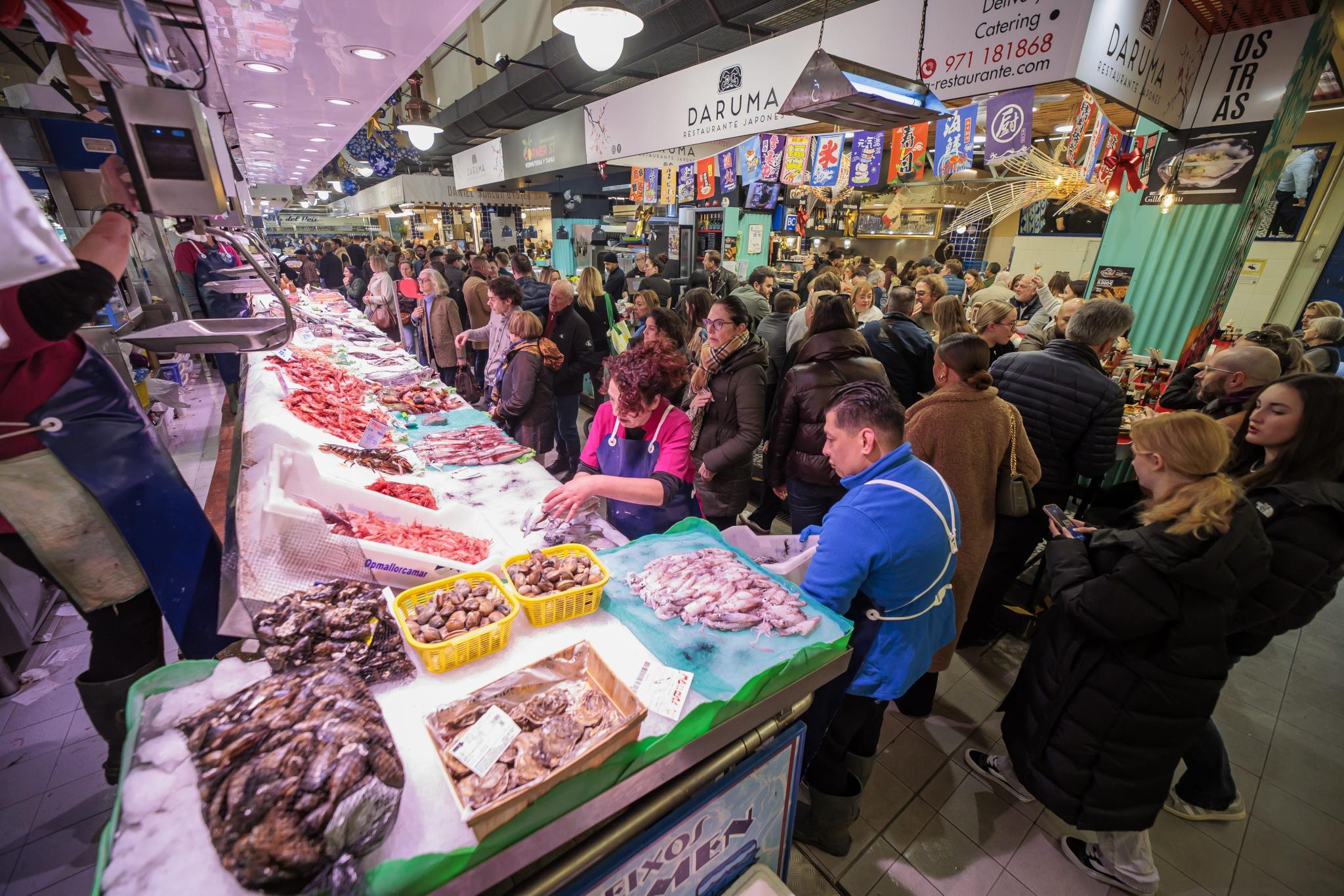 El salario medio en Baleares está 8.500 euros por debajo de lo necesario para vivir con dignidad