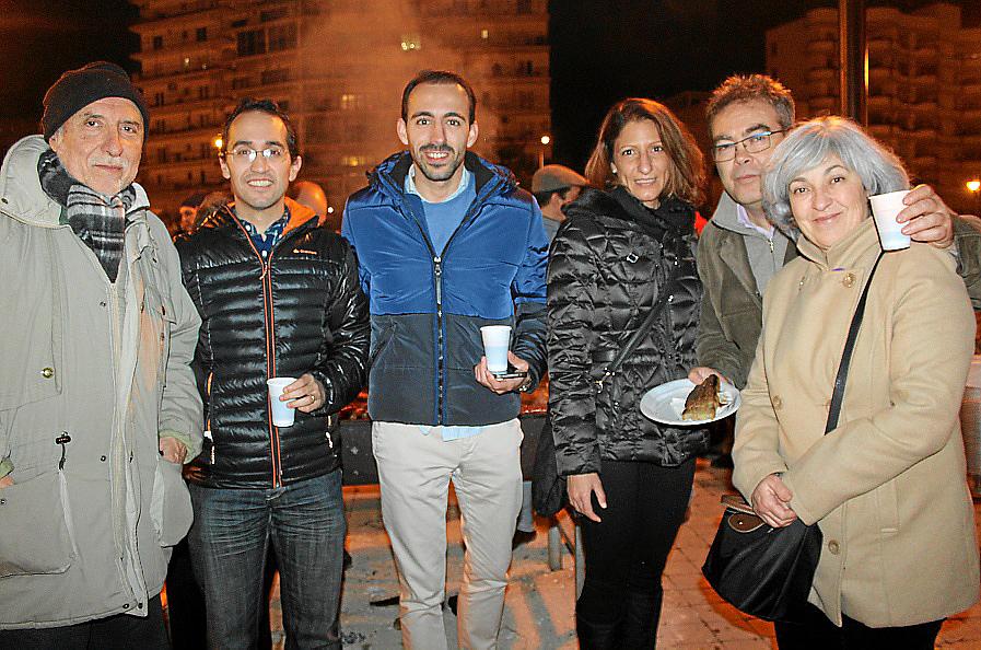 Noche de 'foguerons' en Son Dameto