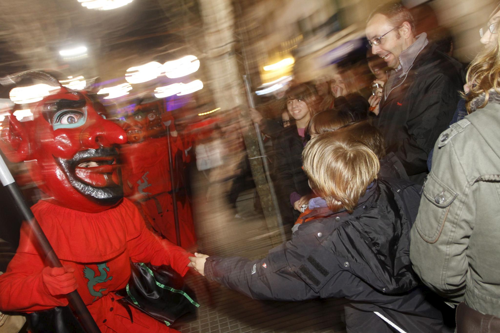 Sa Pobla celebra la 'Nit bruixa' de Sant Antoni