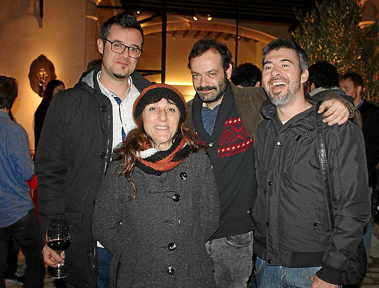 cóctel tras presentación la llave dalí
