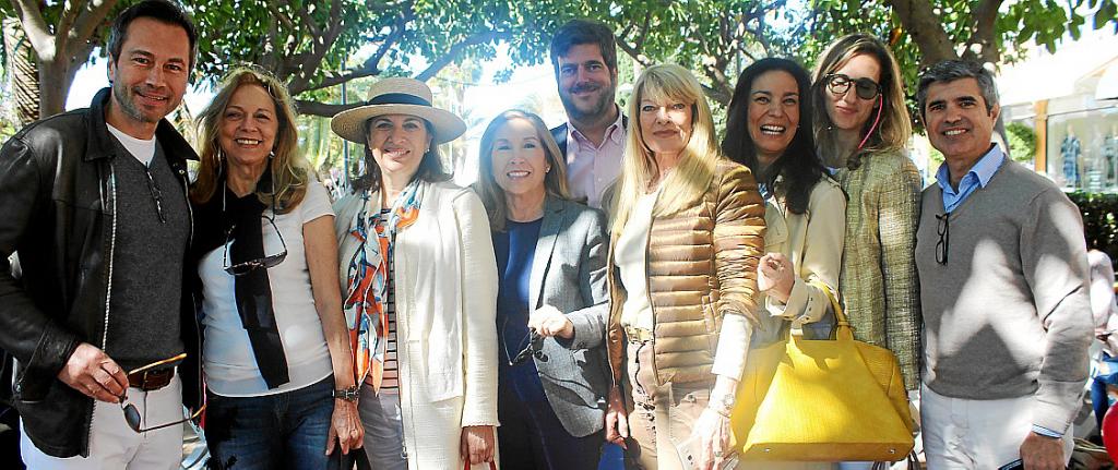 Desfile solidario a beneficio de RANA