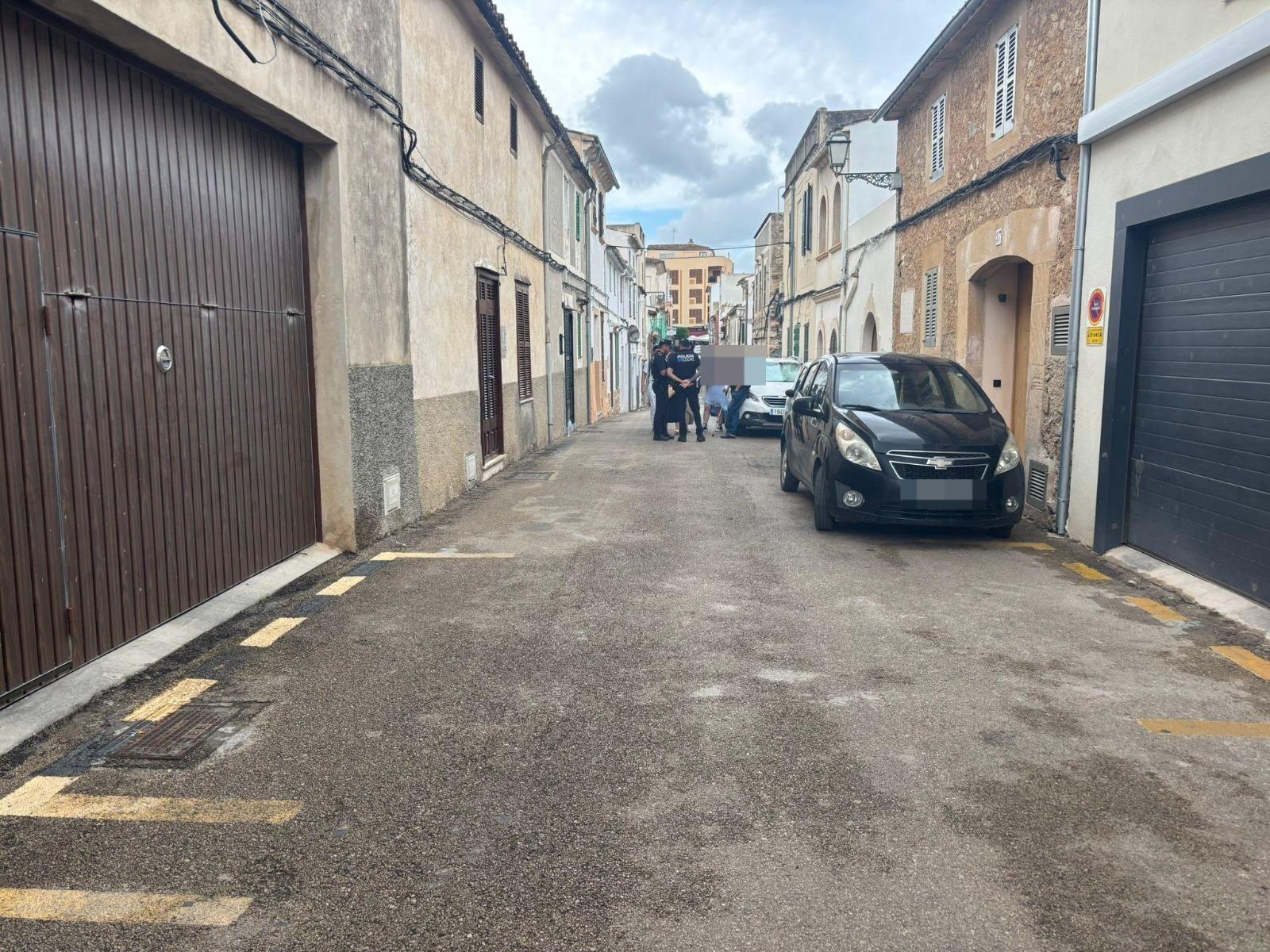 Vecinos de Artà denuncian el tráfico de drogas en el pueblo: «Tienen hasta servicio a domicilio y actúan con total impunidad»