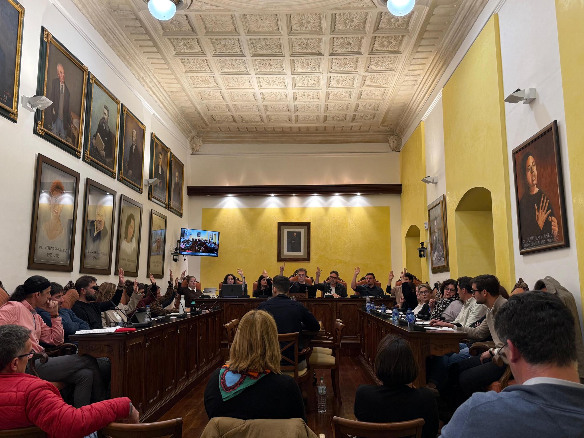 Manacor se queda un paso de los 25 ediles