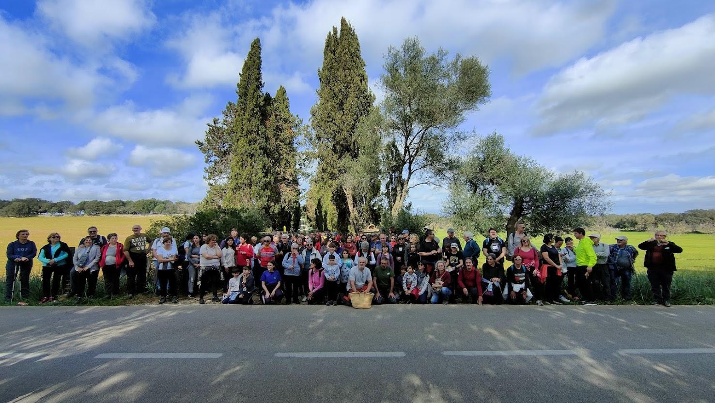 Malestar vecinal en Sineu por los vertidos de estiércol en la zona de Son Venrell, donde se quería construir una macrogranja