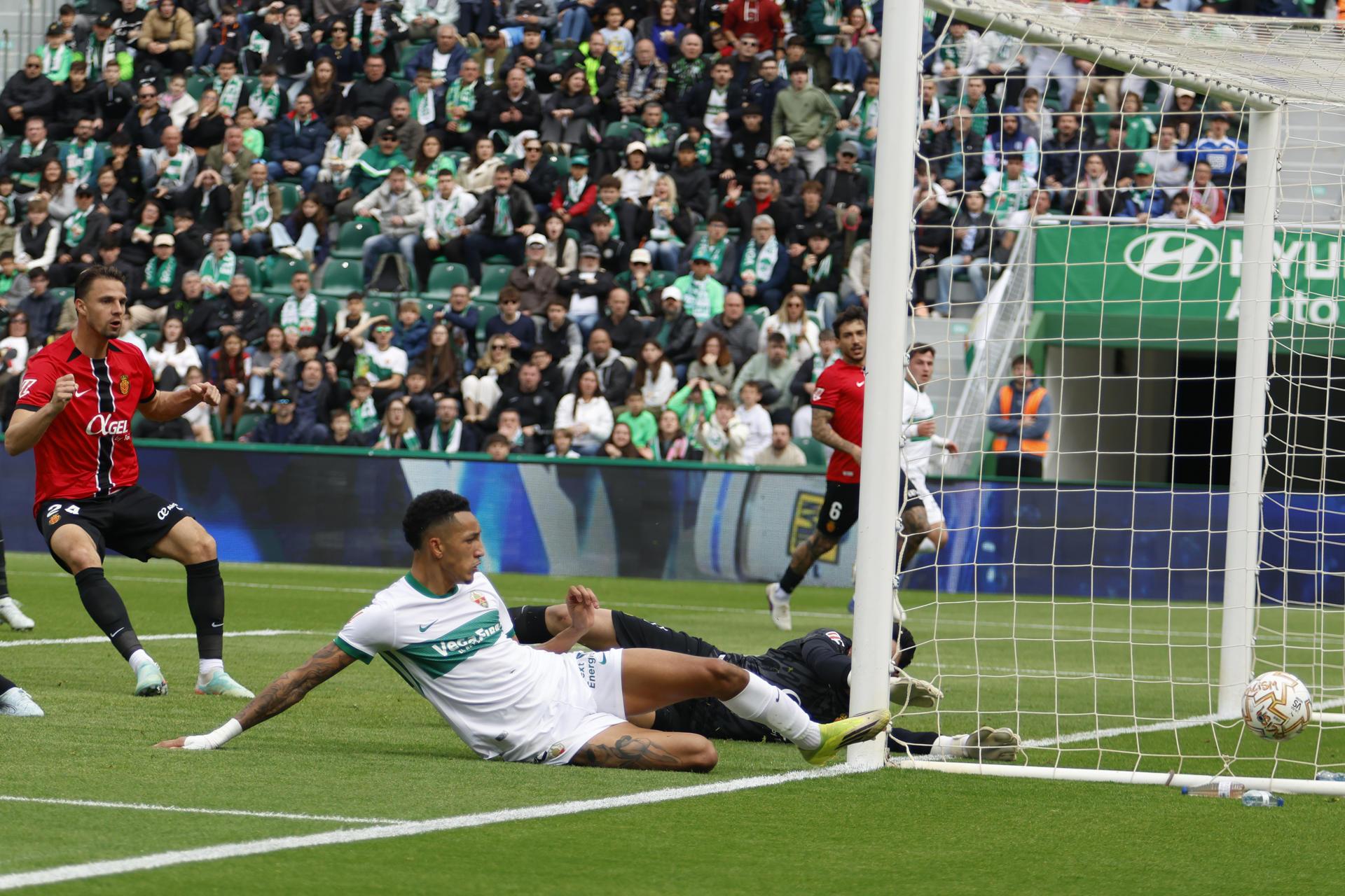 La sangría defensiva sigue con Demichelis