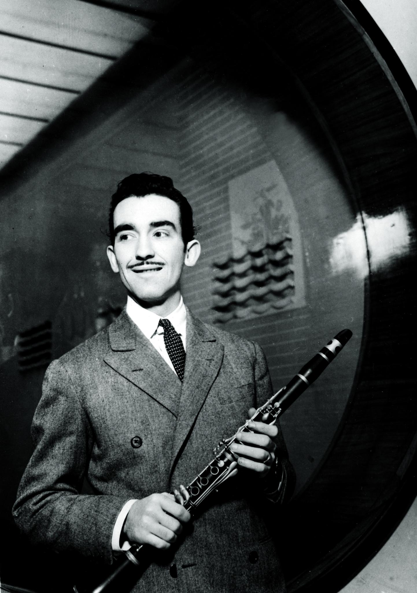 Tomeu Canyelles registra la ‘electrificante’ historia de la música en Mallorca