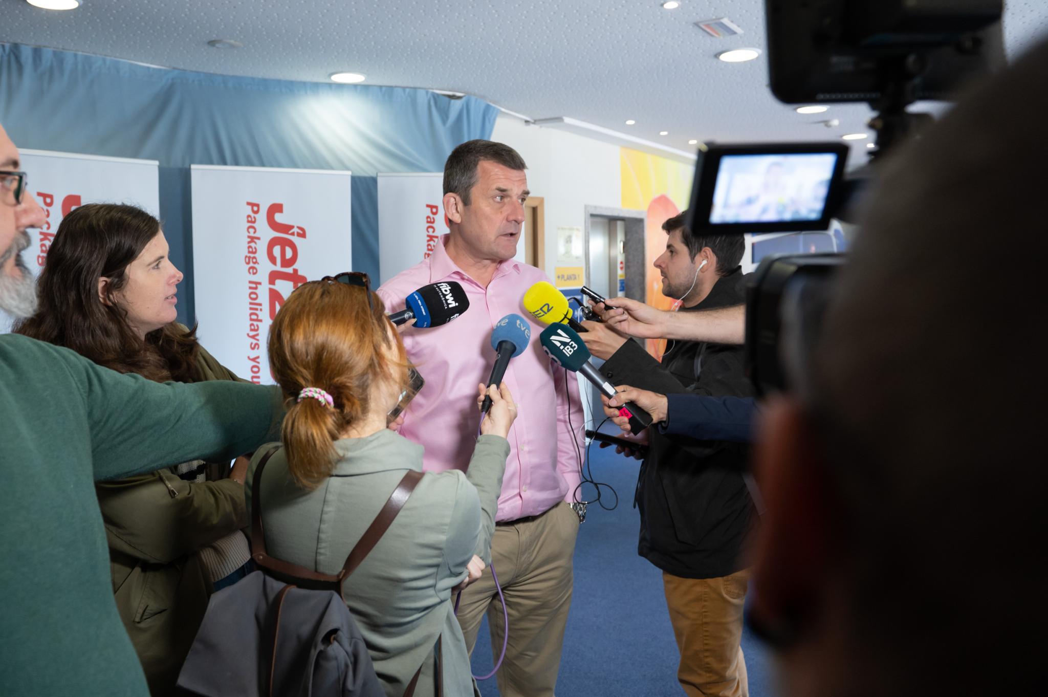 El CEO de Jet2 pide a los hoteleros que «no sean codiciosos» con los precios