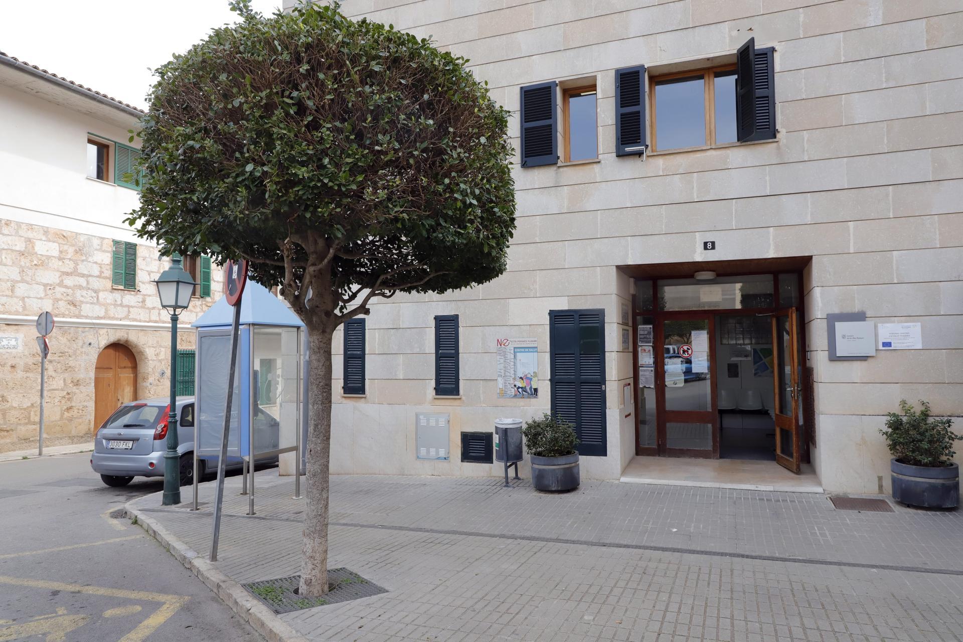 Piden 24 años de cárcel al médico de Alaró acusado de agresión sexual a siete hombres en su consulta