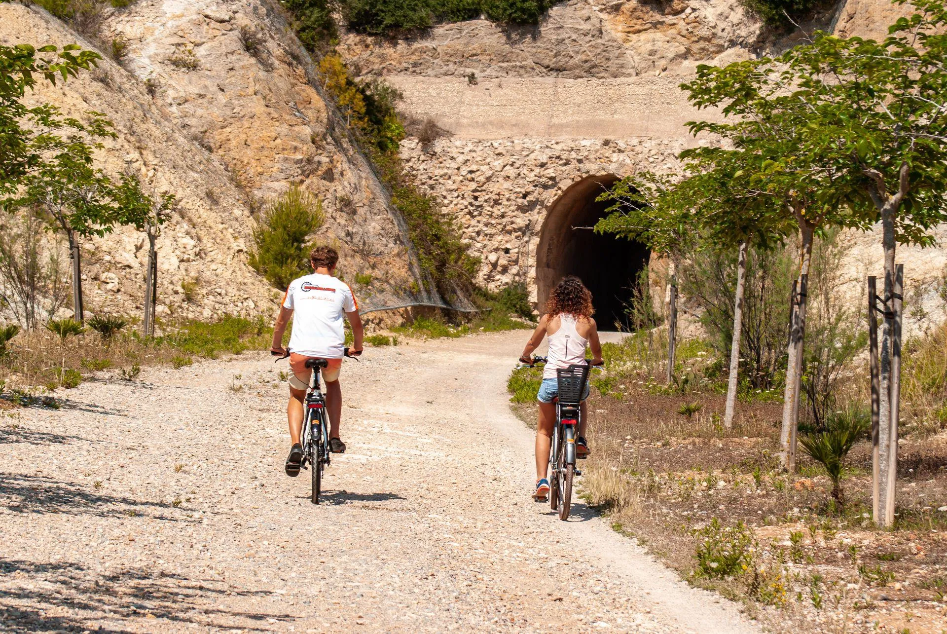 Vía Verde de Manacor a Artà: descubre la ruta ciclista y senderista sobre un antiguo ferrocarril mallorquín