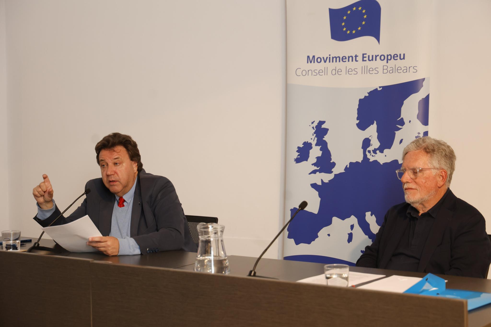 Javier Zamora: «Hay que construir una verdadera soberanía del pueblo europeo»