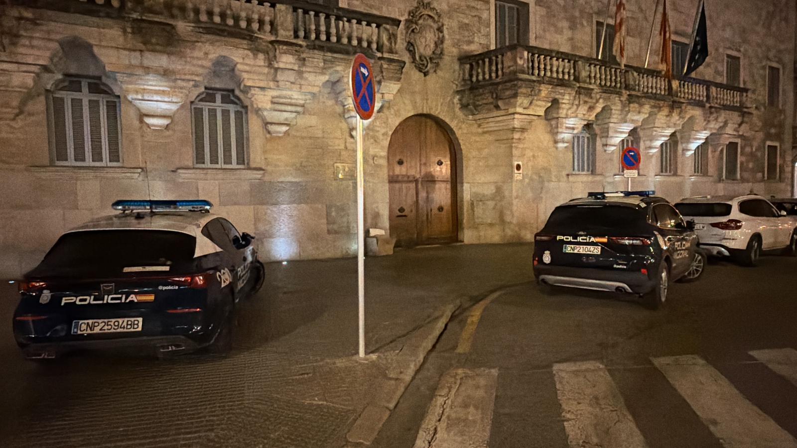 Detenido por quebrantar una orden de alejamiento de su ex al dejarle una carta en su trabajo en la Audiencia Provincial