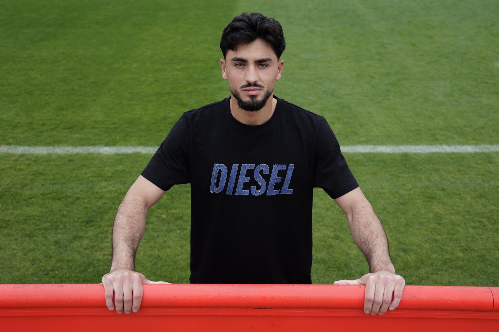 Leo Román: «La gente paga mucho para vernos jugar y entiendo que esté enfadada, pero ahora hay una nueva energía»