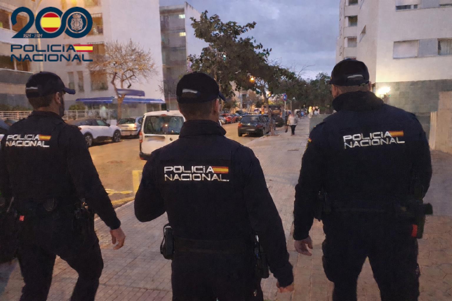 Detenido por robar una bolsa que contenía tres joyas valoradas en más de 4.000 euros a una anciana en Palma