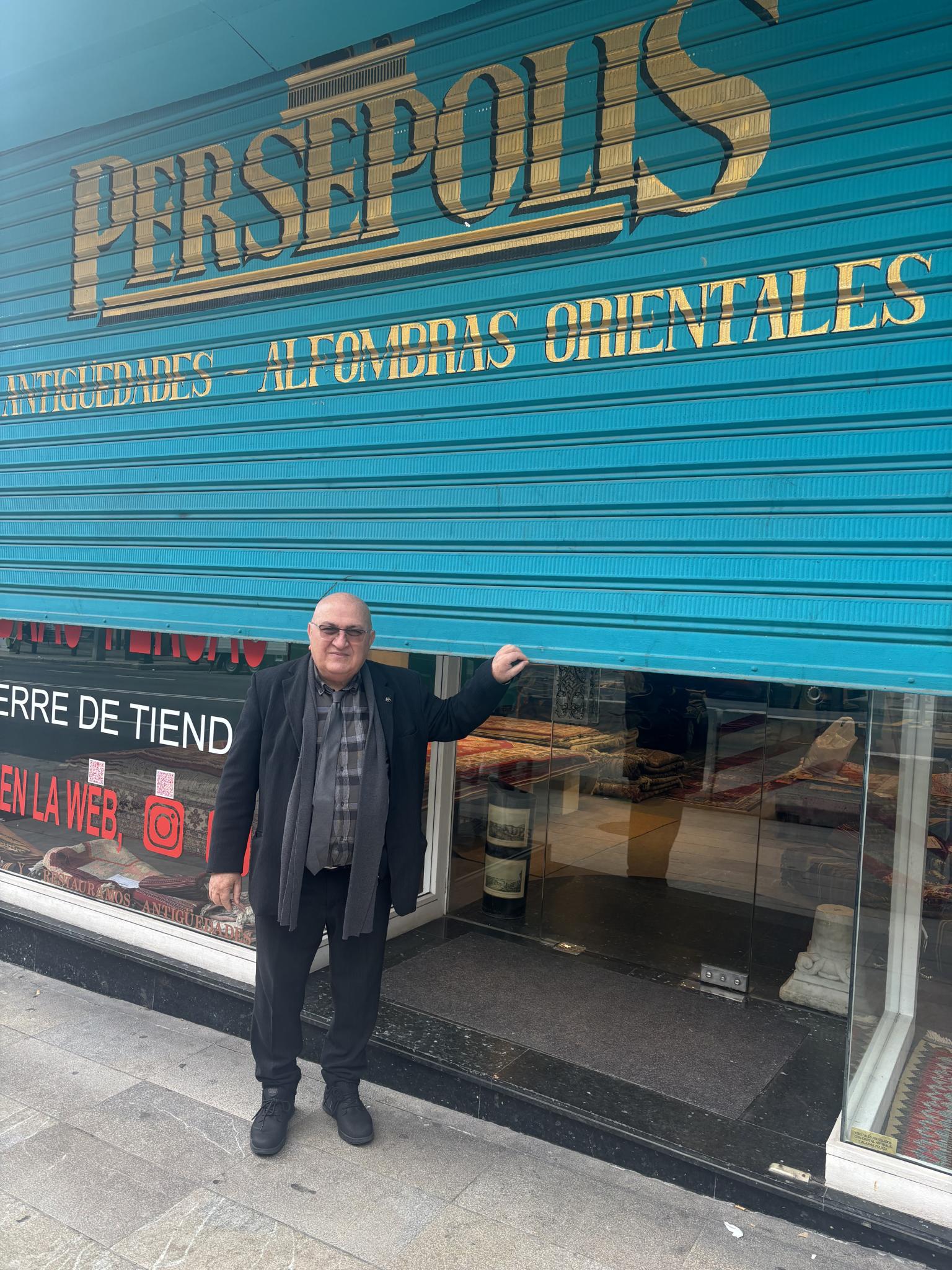 Jamil pone punto final a cincuenta años de Persépolis en la avenida Jaume III