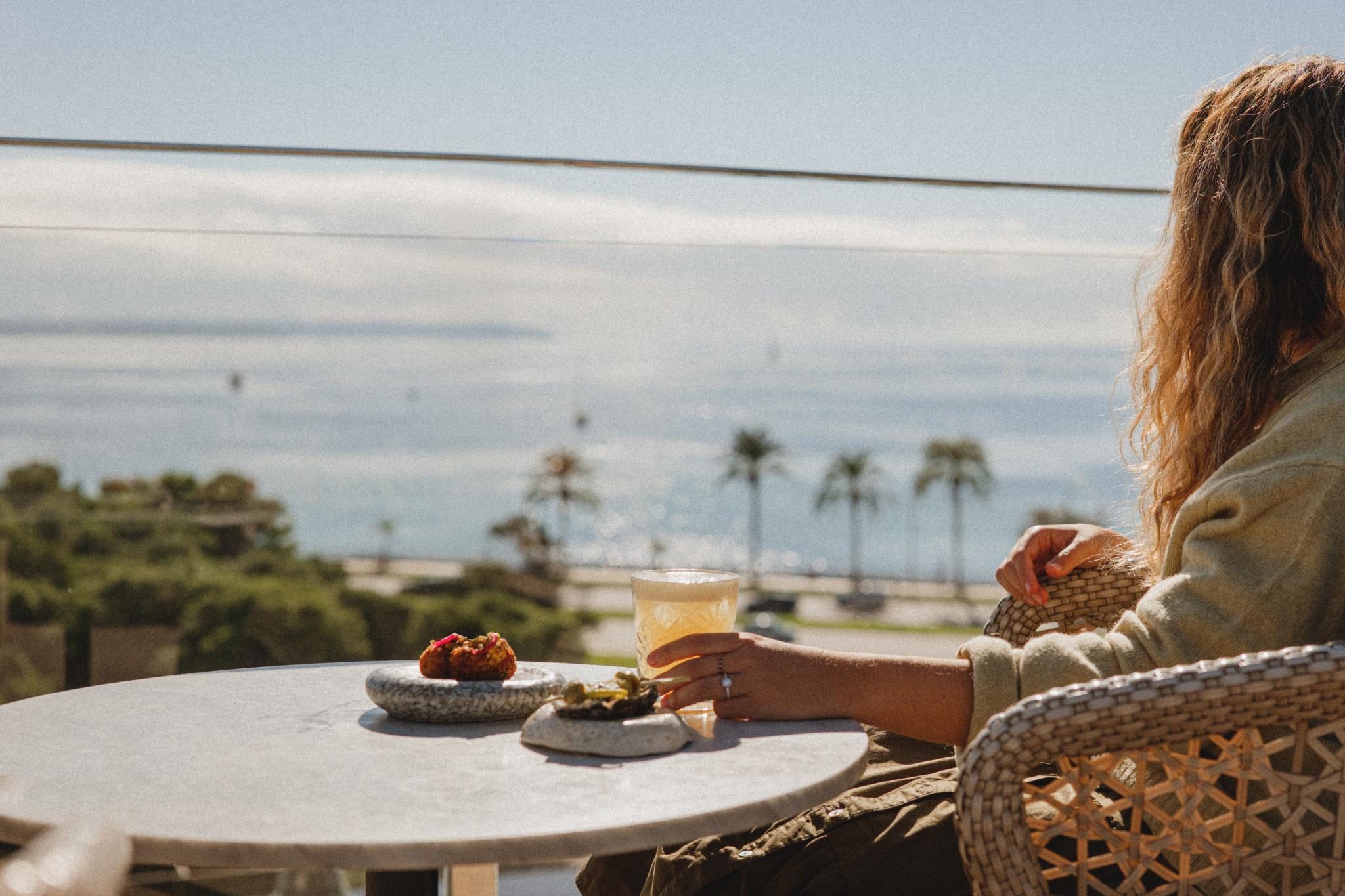 Todo el día, todos los días: vuelve Urbà al rooftop del Hotel El Llorenç