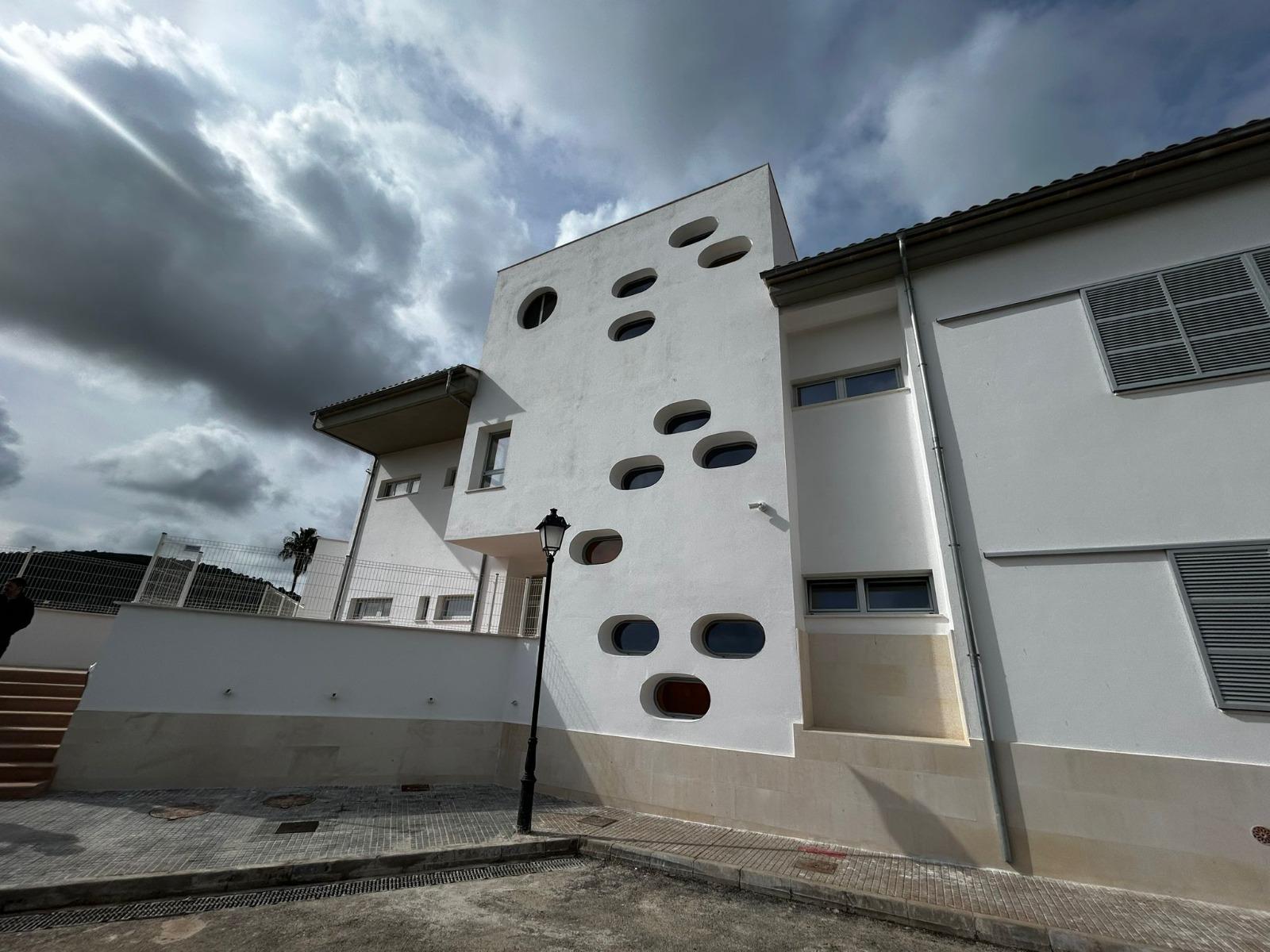 Son Carrió estrena colegio tras las vacaciones de Semana Santa después de años de reivindicaciones