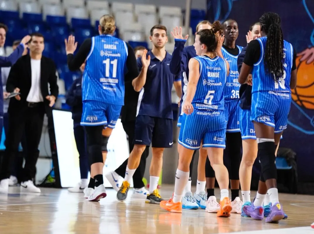 El Azulmarino recupera el liderato