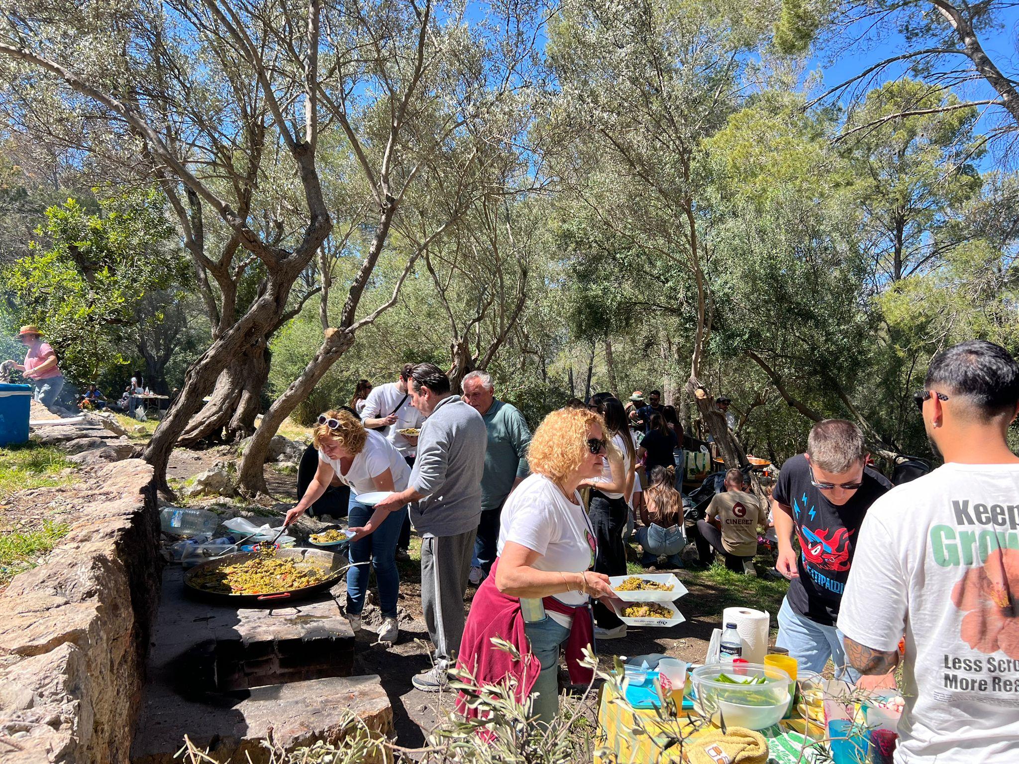 Las ermitas de la Part Forana se llenan con los ‘pancaritats’