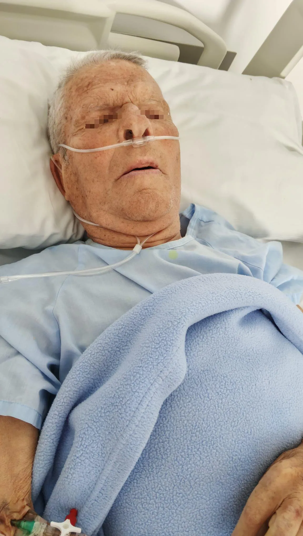 Denuncian que un atropello de la EMT dejó a un anciano sordociego en situación de dependencia total en Palma