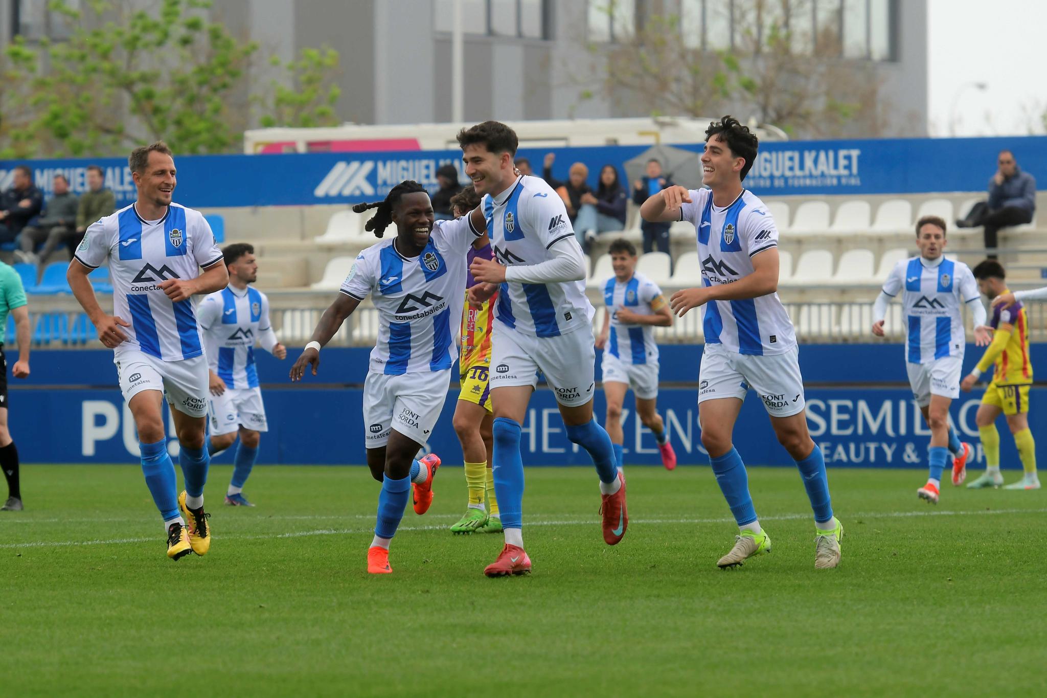 El Atlético Baleares deja al Andratx al borde del descenso