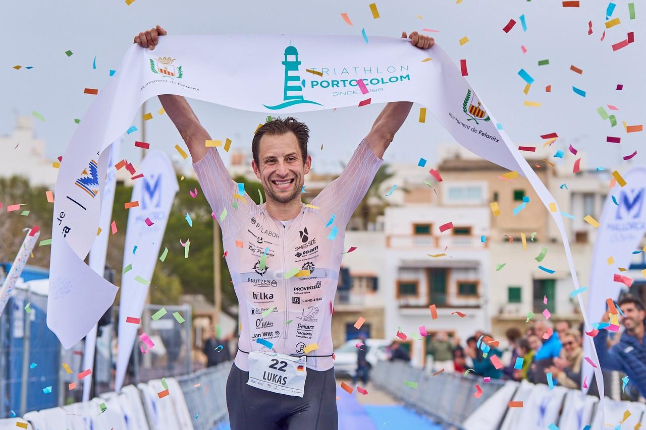 La belga Tondeur y el alemán Schnödewind logran la victoria en el Triathlon de Portocolom