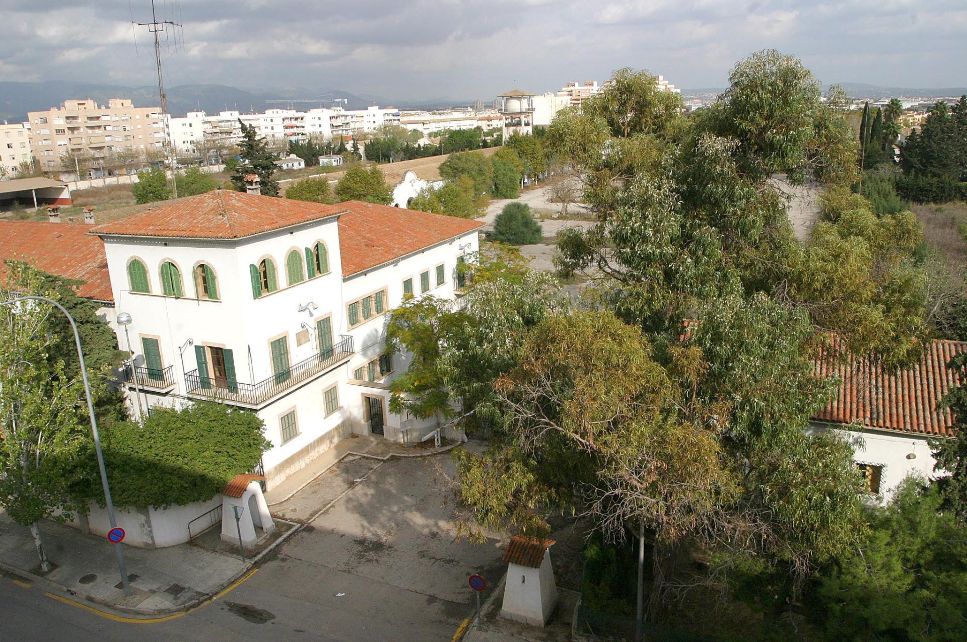 Protesta en Son Busquets ante el temor a la llegada de residentes de Sa Presó