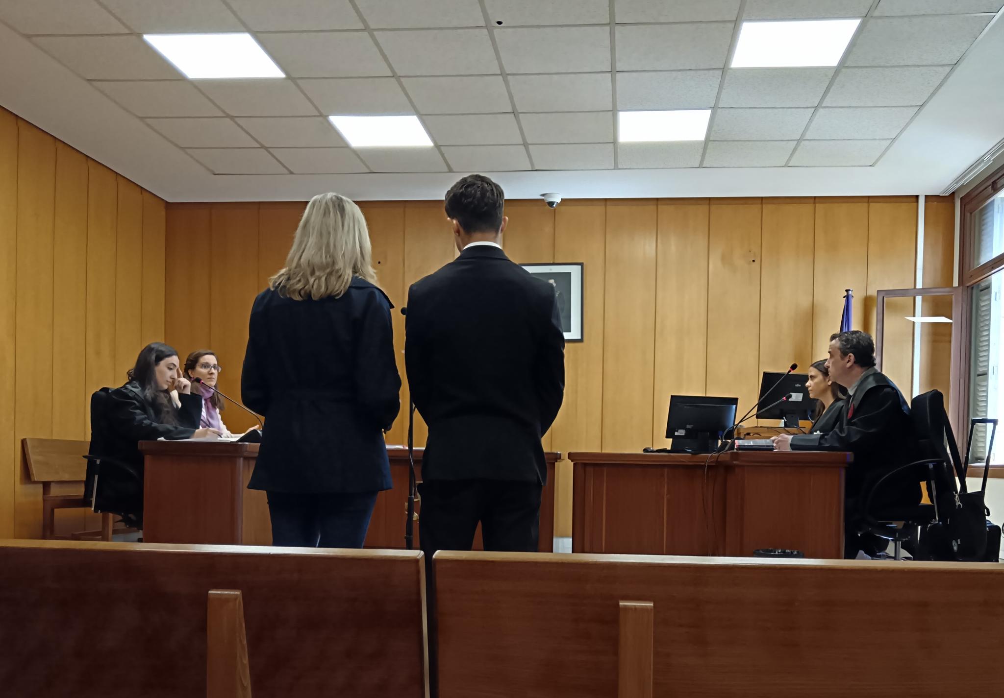 Condenado un turista por frotarse con una joven en una discoteca y agredirle cuando le dijo que parara