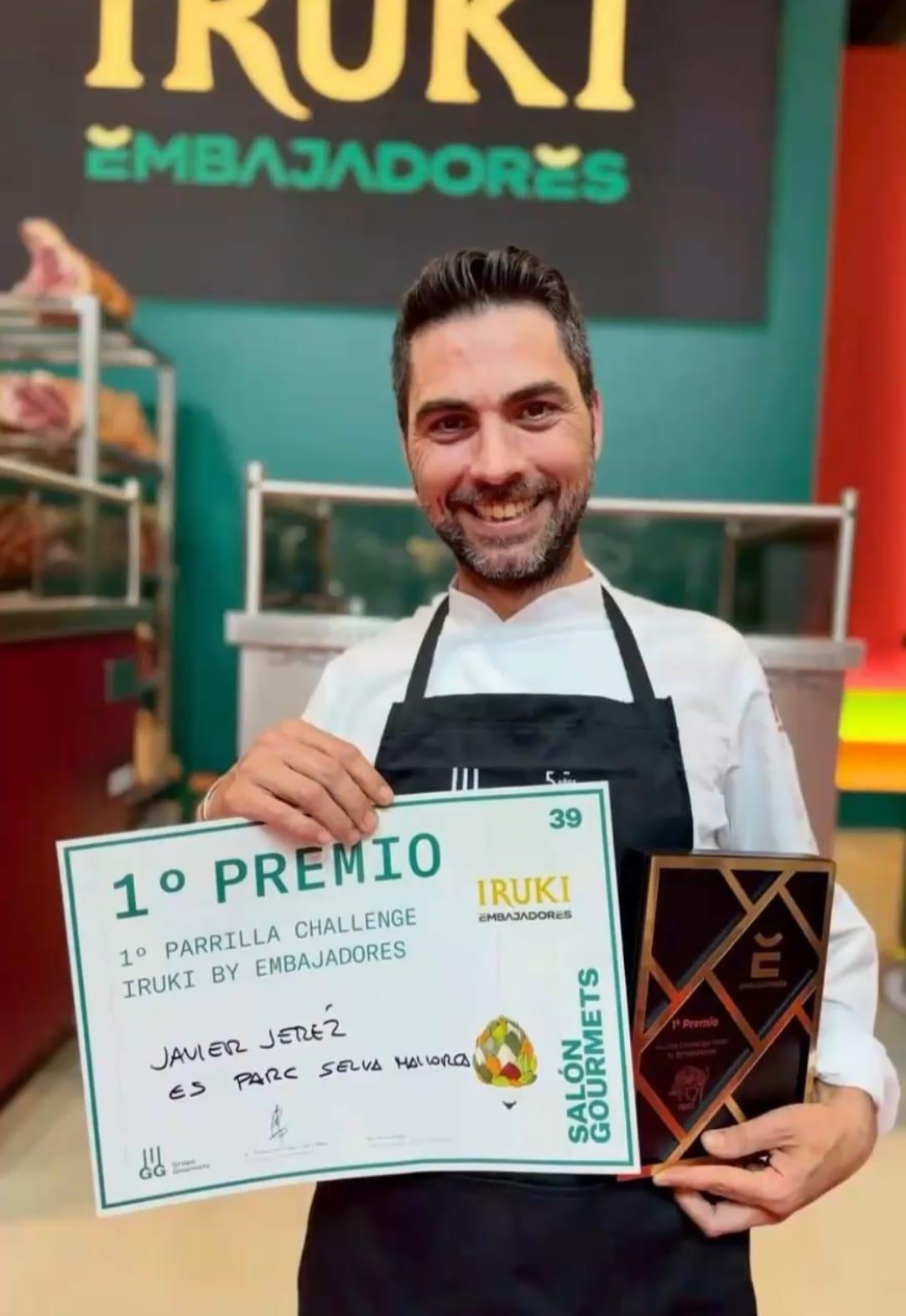El cocinero Javier Jerez gana el 1º Parrilla Challenge IRUKI by Embajadores representando a Mallorca