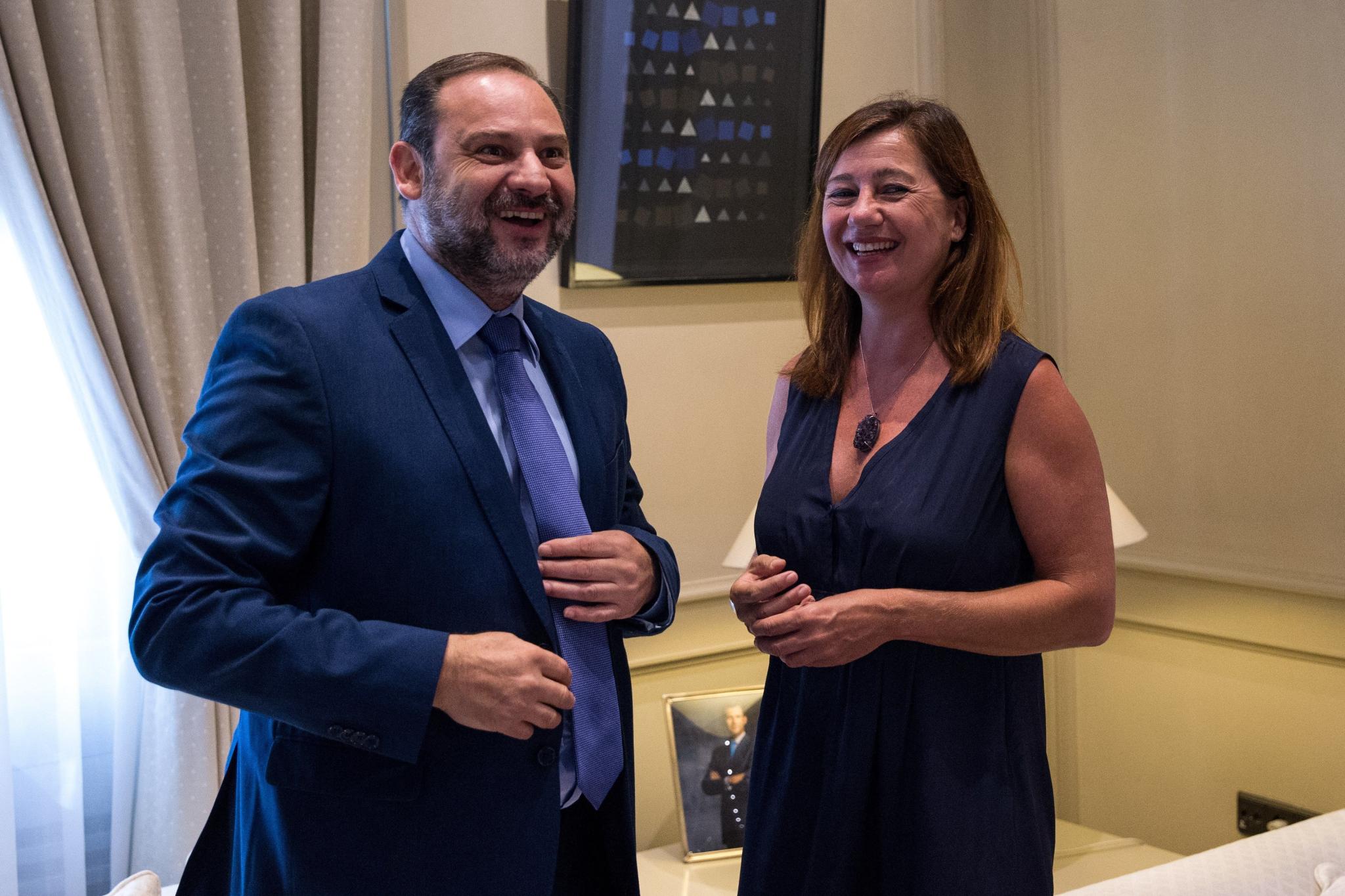 El informe de la UCO exculpa a Armengol de la trama pero revela la estrecha relación de confianza con Koldo