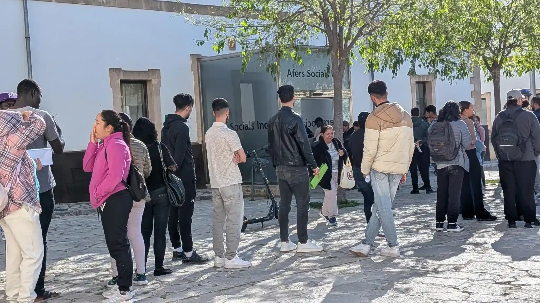 Inca activa un dispositivo para cribar a los inmigrantes que solicitan el certificado de vulnerabilidad