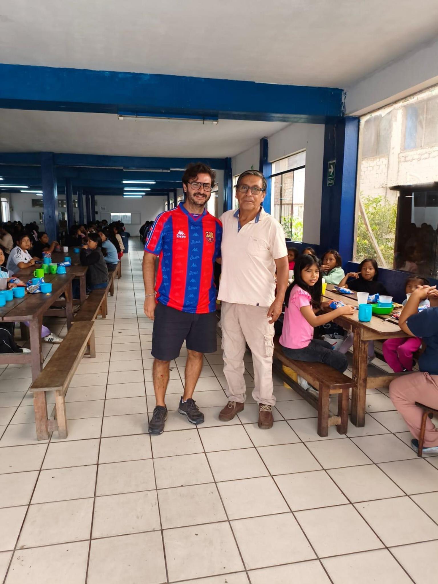 El mallorquín Paul colabora con la comunidad Niños Sagrada Familia, de Perú